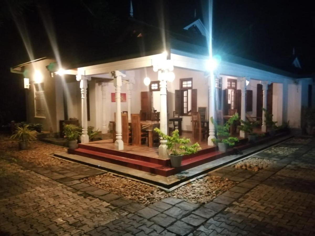 Tranquility Guest House Hikkaduwa Eksteriør bilde