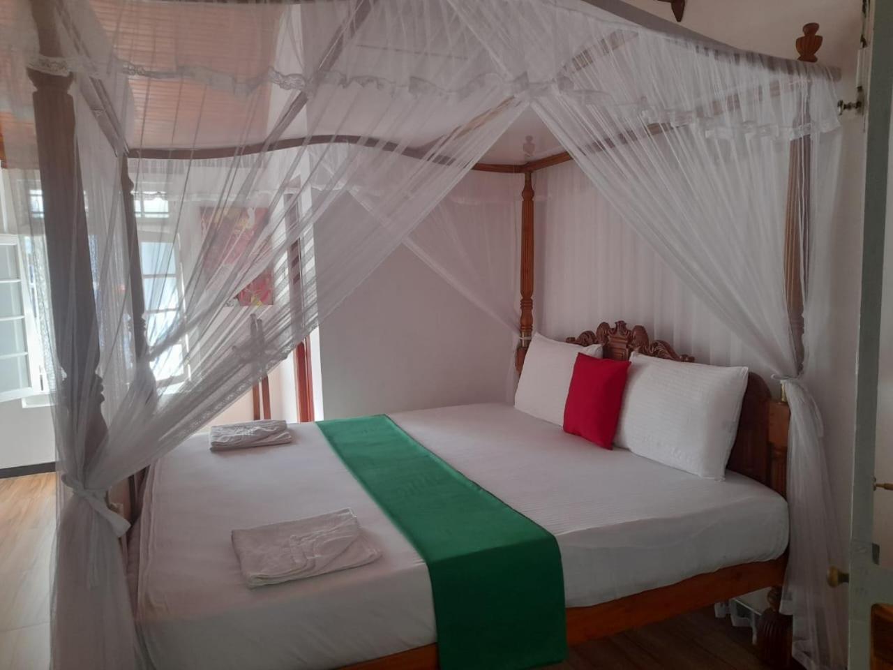 Tranquility Guest House Hikkaduwa Eksteriør bilde