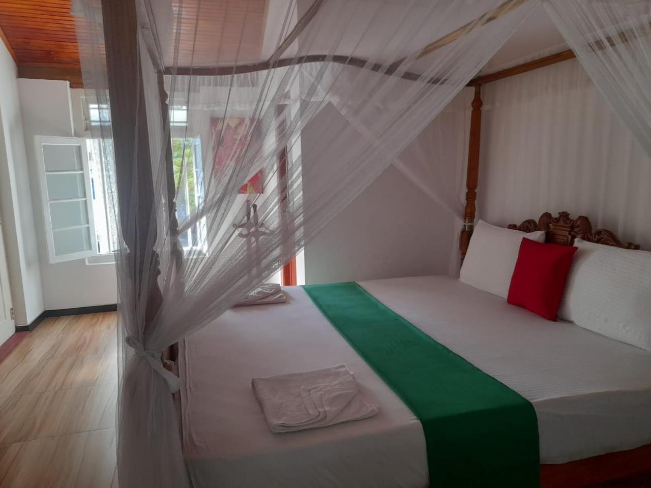 Tranquility Guest House Hikkaduwa Eksteriør bilde
