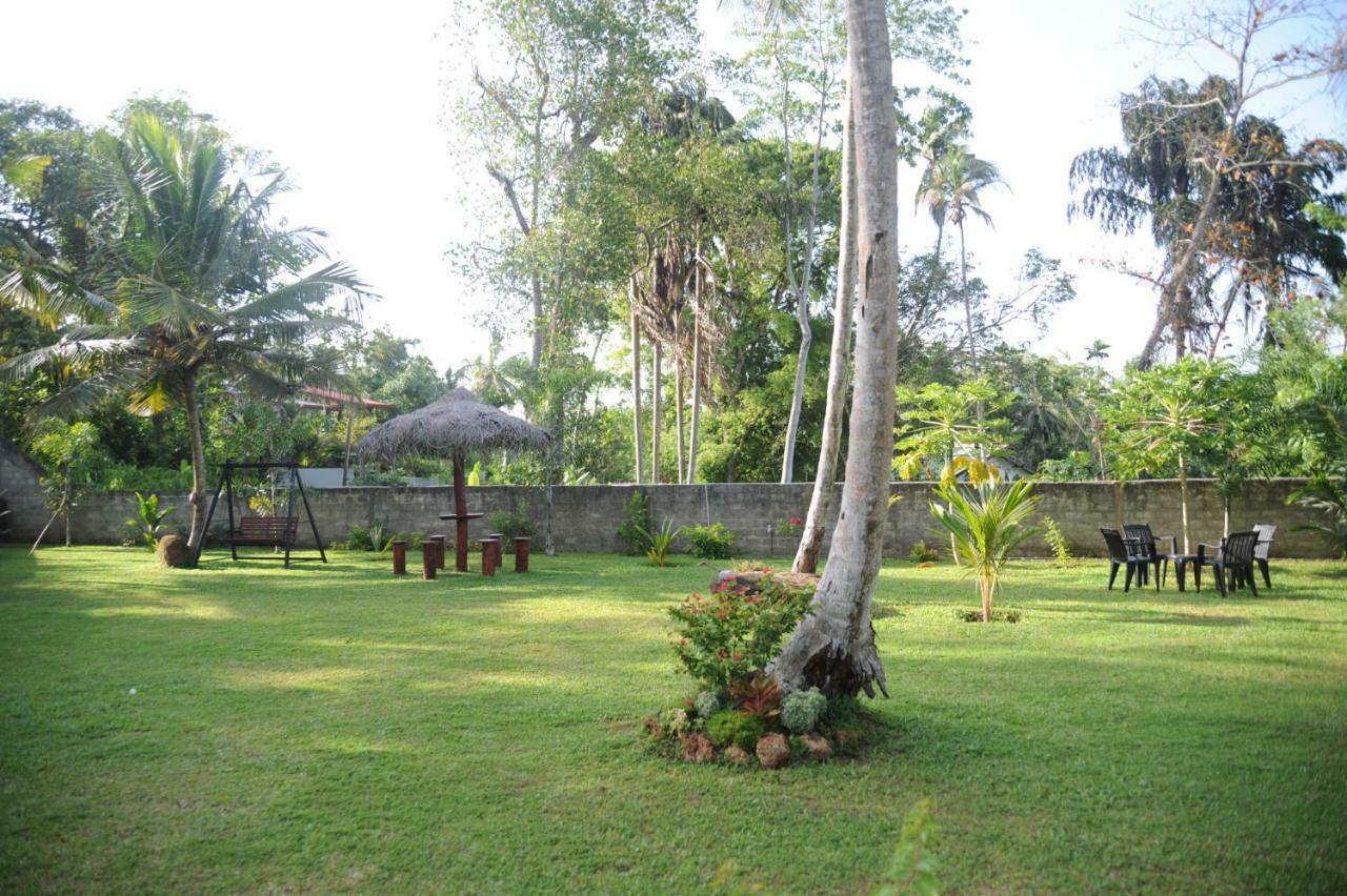 Tranquility Guest House Hikkaduwa Eksteriør bilde